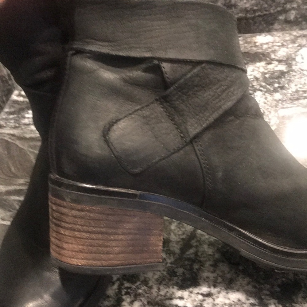 Booties - Picture 5 of 5